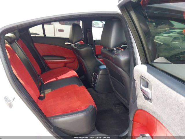 2C3CDXCT4FH745861 Dodge 2015