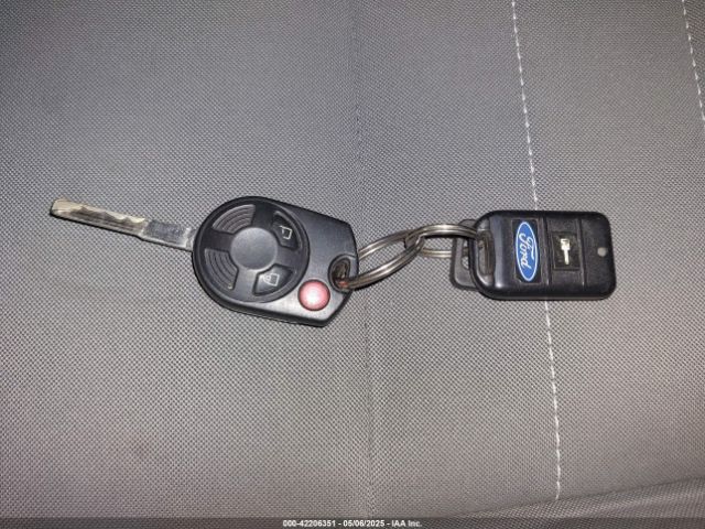 1FMCU9GX2GUA80134 Ford ESCAPE SE