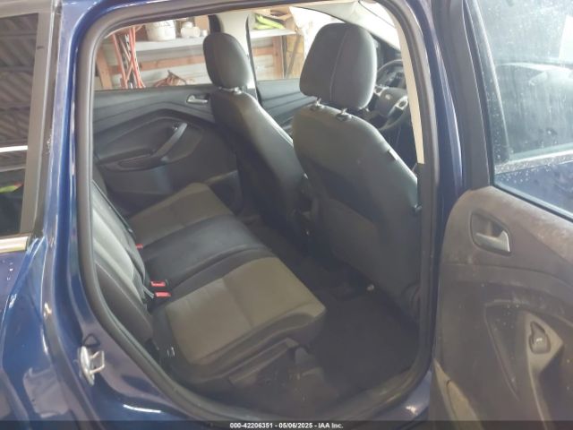 1FMCU9GX2GUA80134 Ford ESCAPE SE