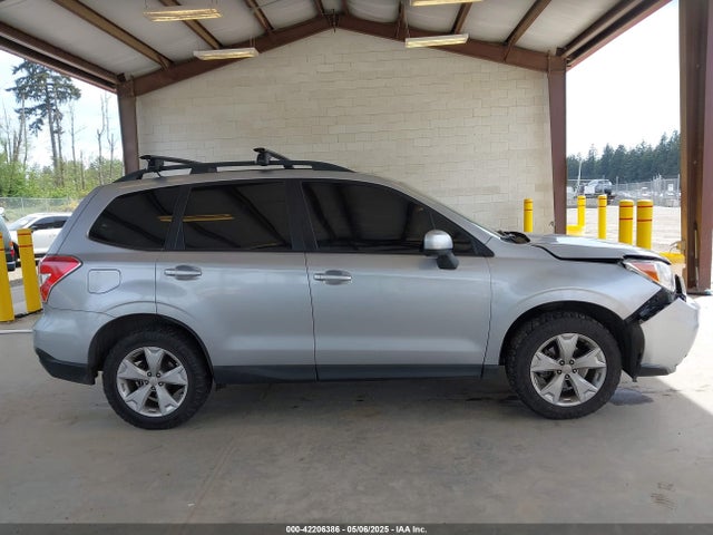 Subaru Forester 2.5i Premium 2015 JF2SJADCXFH437094 Image 13