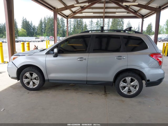 Subaru Forester 2.5i Premium 2015 JF2SJADCXFH437094 Image 14