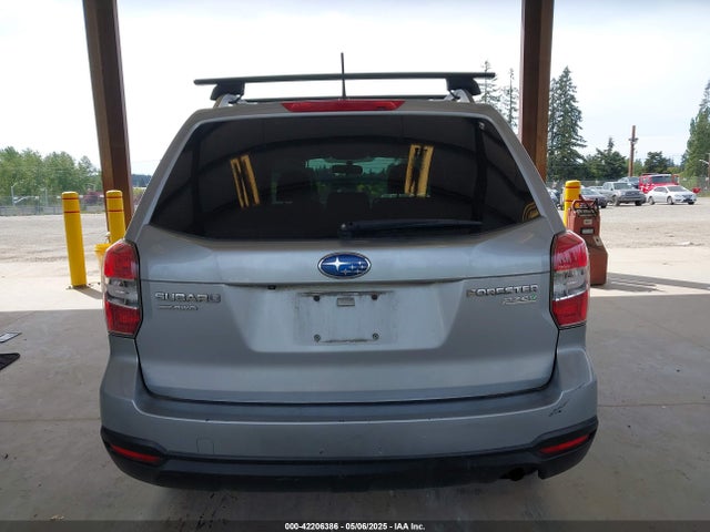 Subaru Forester 2.5i Premium 2015 JF2SJADCXFH437094 Image 16