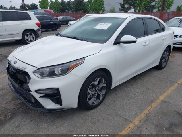 3KPF24AD7ME305117 KIA Forte Lxs