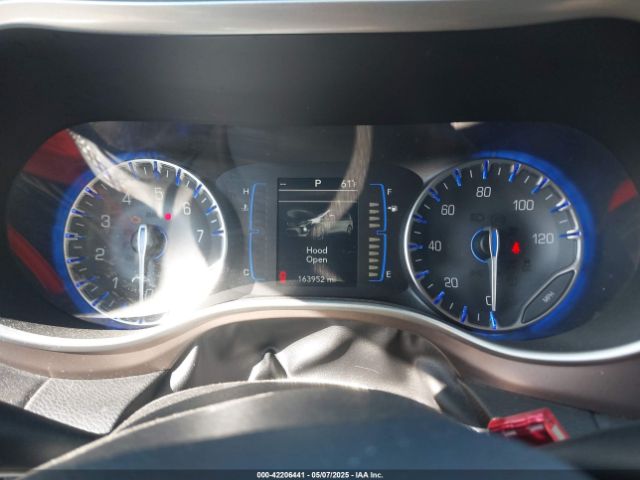 2C4RC1BG1JR112084 Chrysler Pacifica Touring L