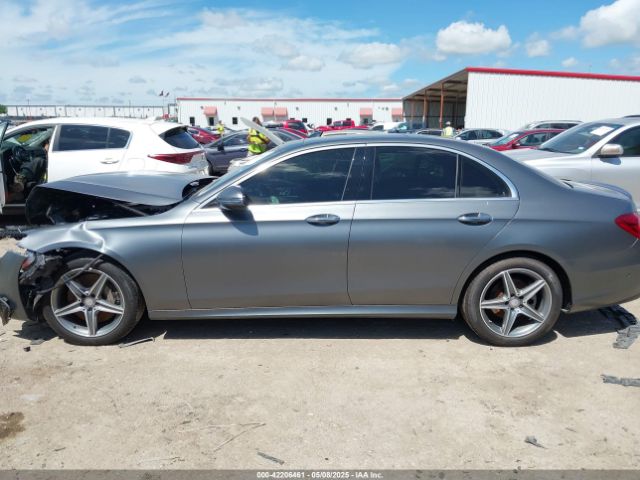 WDDZF4KB3HA066825 Mercedes-Benz E 300 4matic