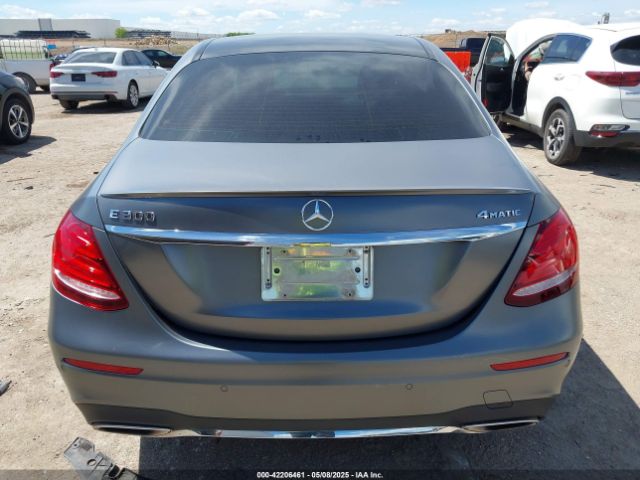 WDDZF4KB3HA066825 Mercedes-Benz E 300 4matic