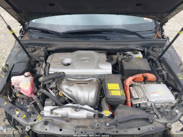 JTHBW1GGXE2074004 Lexus ES 300H