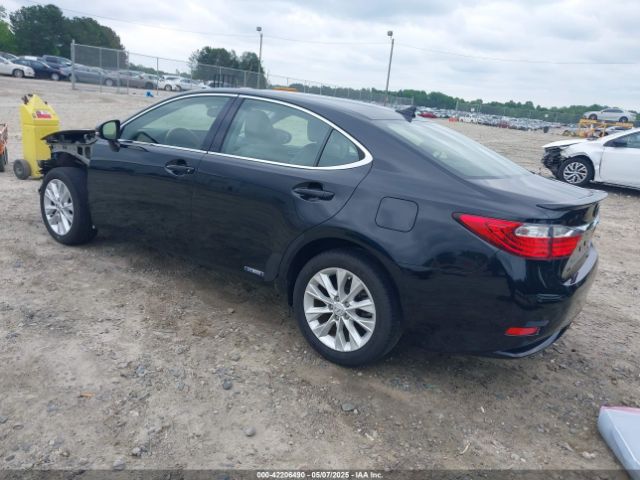 JTHBW1GGXE2074004 Lexus ES 300H
