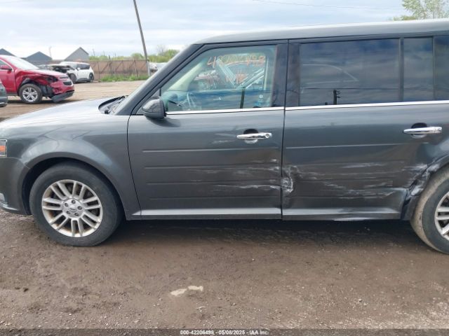 2FMGK5C82GBA21945 Ford FLEX SEL