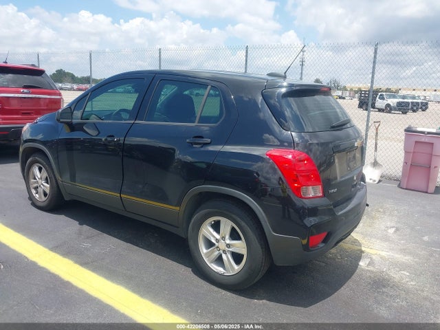 3GNCJKSB6KL278242 Chevrolet TRAX LS