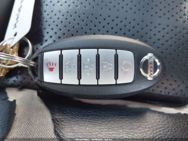 1N4AA6AP9JC360485 Nissan 2018