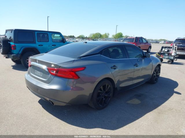 1N4AA6AP9JC360485 Nissan 2018