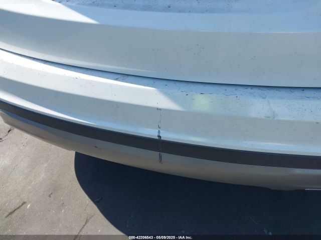 5XYZTDLB0HG403842 Hyundai Santa Fe Sport 2.4l