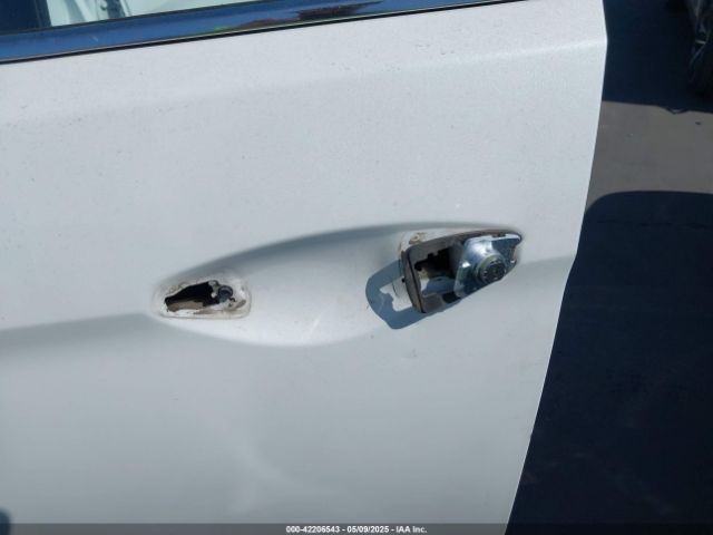 5XYZTDLB0HG403842 Hyundai Santa Fe Sport 2.4l