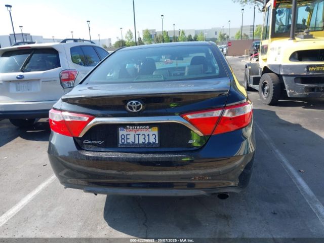4T1BF1FK1FU898966 Toyota CAMRY SE