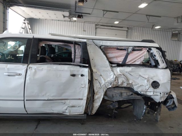 2017 GMC YUKON XL 1GKS2HKJ3HR372287 Photo 5