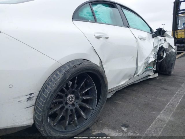 W1K5J4GB5PN368338 Mercedes-Benz m260