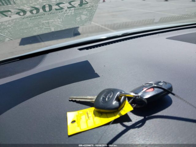 5TDKK3DC1ES467215 Toyota Sienna Le V6 8 Passenger