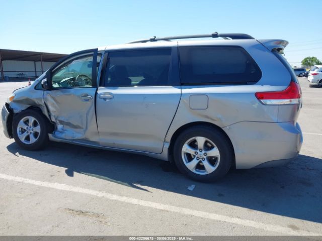 5TDKK3DC1ES467215 Toyota Sienna Le V6 8 Passenger