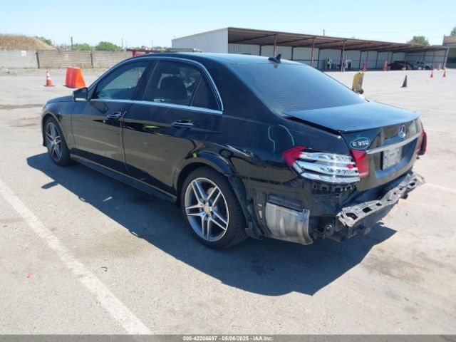 2014 MERCEDES-BENZ E 350 WDDHF5KB1EB003746 Photo 2