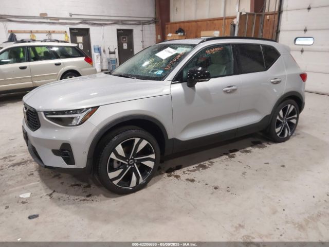 2024 VOLVO XC40 YV4L12UL0R2366601 Photo 1