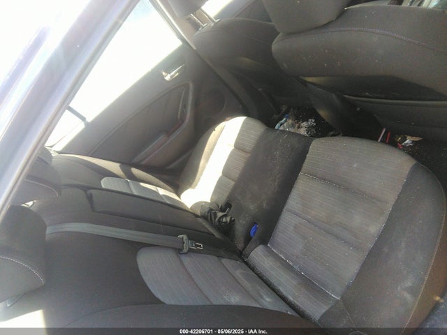KNAFX4A84E5053843 KIA FORTE EX
