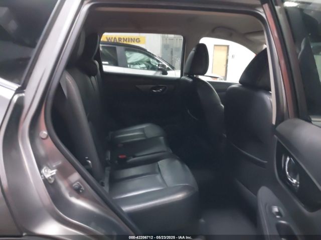 KNMAT2MV5GP697762 Nissan Rogue Sl