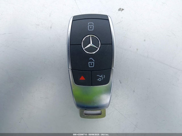 W1KWF8DBXMR614581 Mercedes-Benz C 300 Sedan