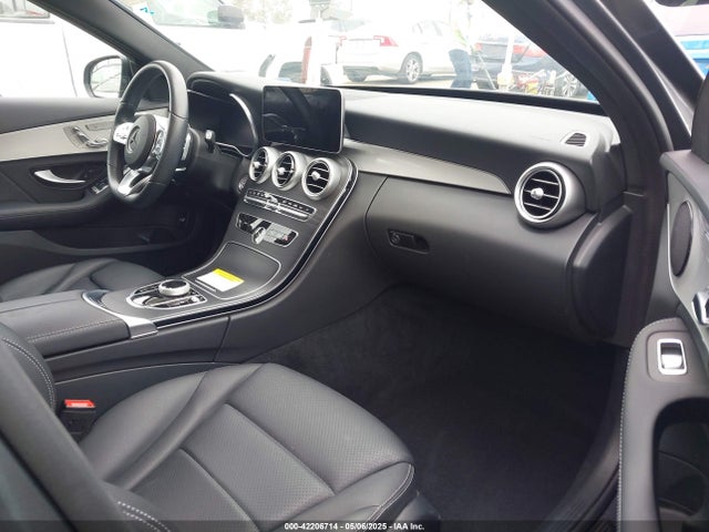 W1KWF8DBXMR614581 Mercedes-Benz C 300 Sedan