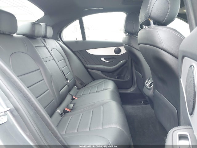 W1KWF8DBXMR614581 Mercedes-Benz C 300 Sedan
