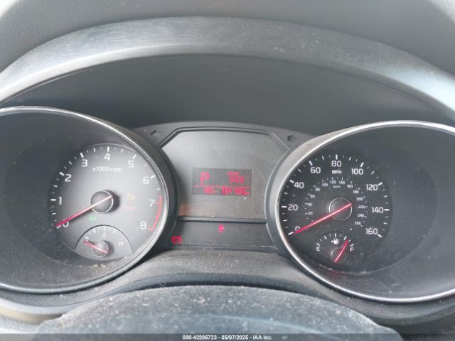 KNDMB5C17G6164432 KIA SEDONA LX