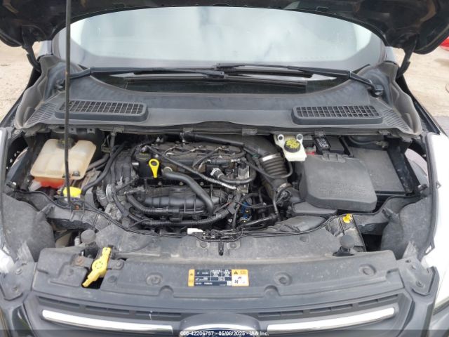 1FMCU9GX0FUB04185 Ford ESCAPE SE