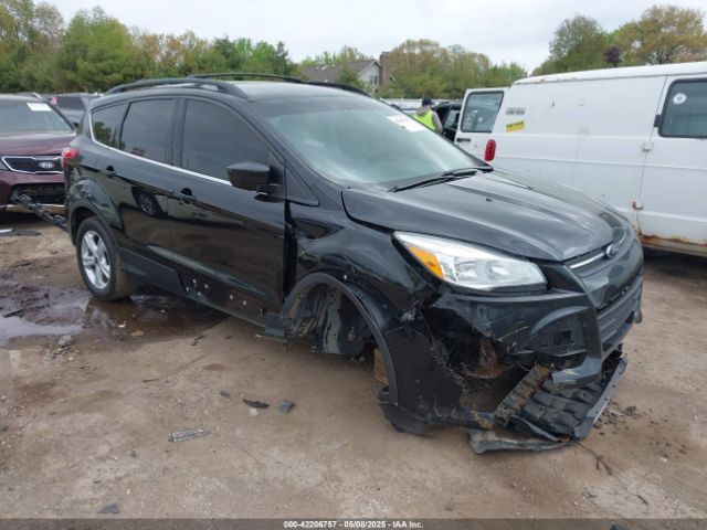 1FMCU9GX0FUB04185 Ford ESCAPE SE