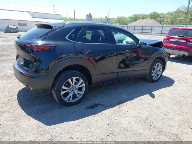 3MVDMBCM0PM502576 Mazda pyukd
