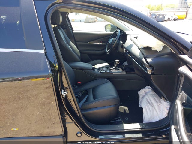 3MVDMBCM0PM502576 Mazda pyukd
