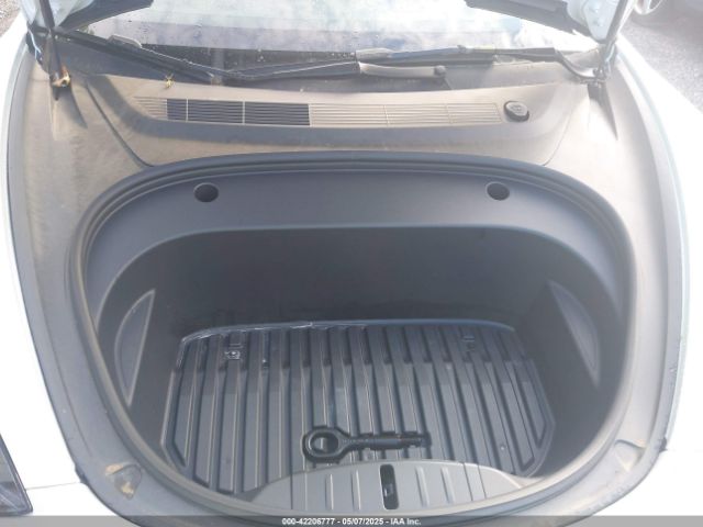 2023 TESLA MODEL 3 5YJ3E1EA9PF576610 Photo 9