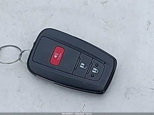JTDKARFU1J3059711 Toyota Prius Four
