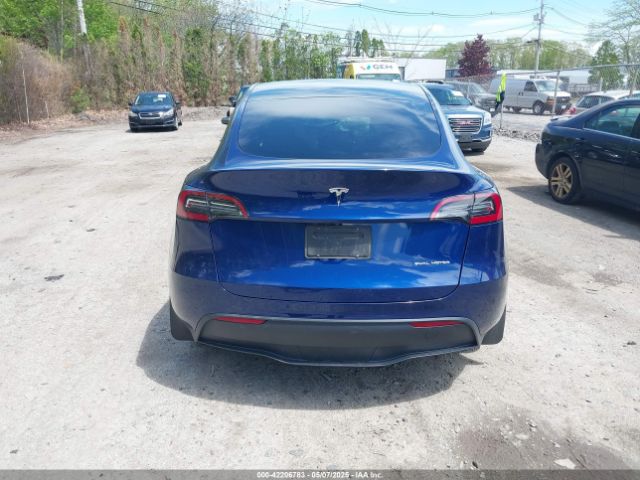 7SAYGDEE9RA219631 Tesla Model Y