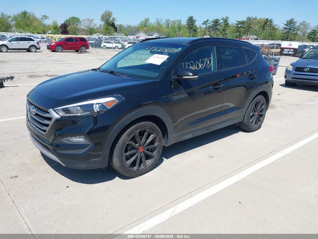 KM8J3CA22HU451279 Hyundai Tucson Night