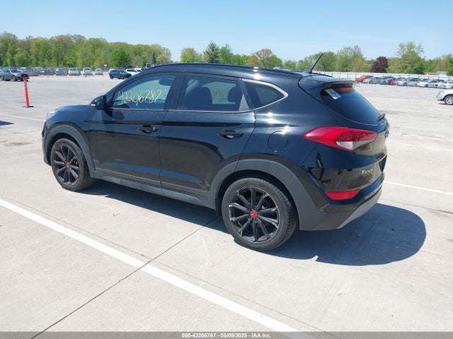 KM8J3CA22HU451279 Hyundai Tucson Night