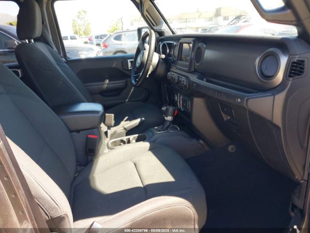 2022 JEEP WRANGLER UNLIMITED 1C4HJXDG6NW134306 Photo 4