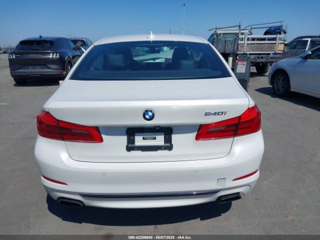WBAJE5C53JWA98577 BMW 540I