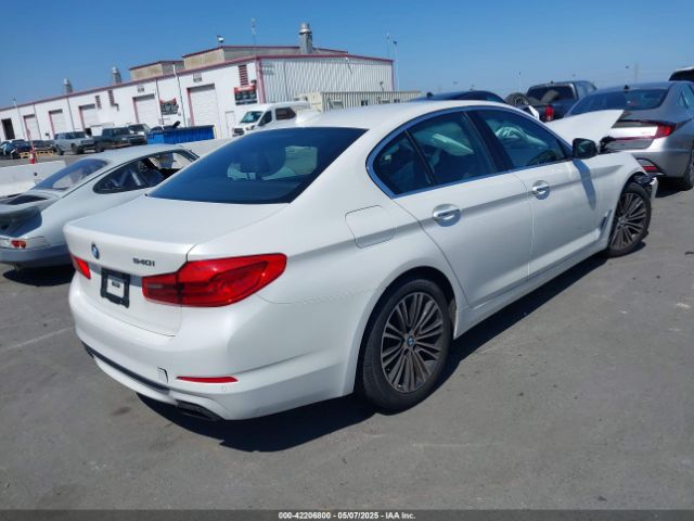 2018 BMW 540I WBAJE5C53JWA98577 Photo 3