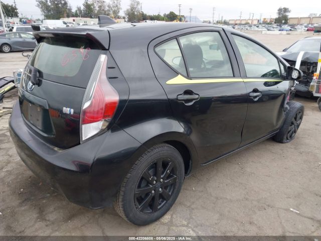 JTDKDTB38G1122521 Toyota Prius C Persona Series