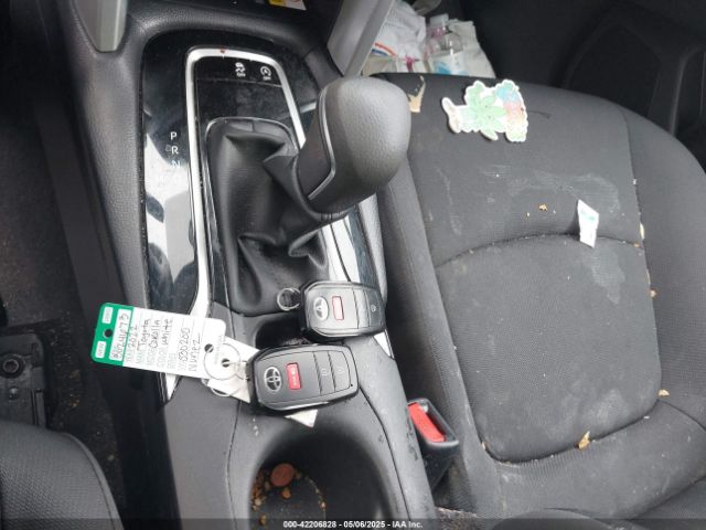 7MUBAABG2NV030200 Toyota Corolla Cross Le