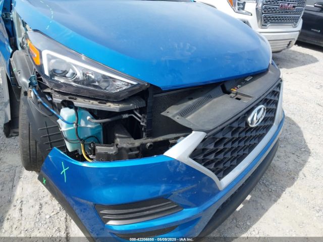 KM8J2CA42LU087393 Hyundai TUCSON SE