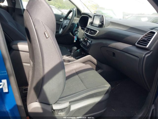 KM8J2CA42LU087393 Hyundai TUCSON SE