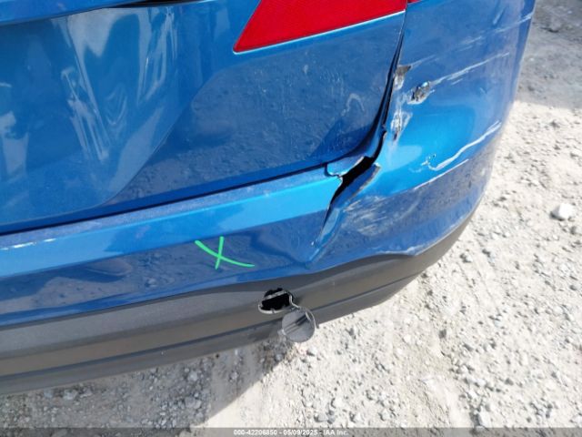 KM8J2CA42LU087393 Hyundai TUCSON SE