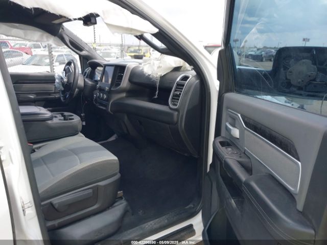 2022 RAM 2500 3C6UR5DJ4NG119915 Photo 4