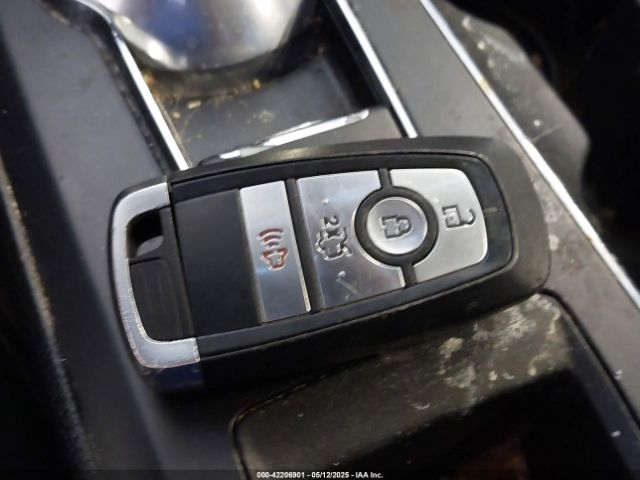 3FA6P0T92KR216957 Ford FUSION SE